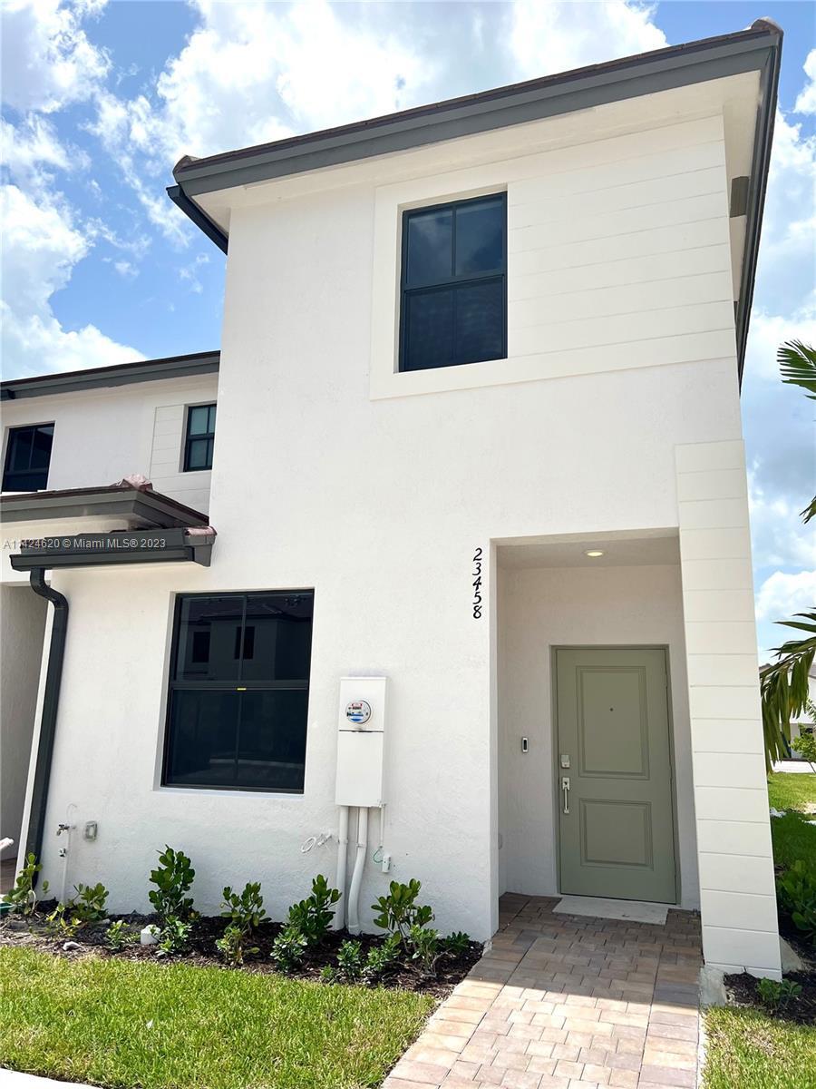 23458 SW 127th Place, Homestead, FL 33032 - photo 1