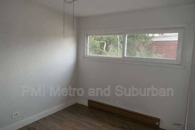 748 E 5th Ct, Des Plaines, IL 60016 - photo 5