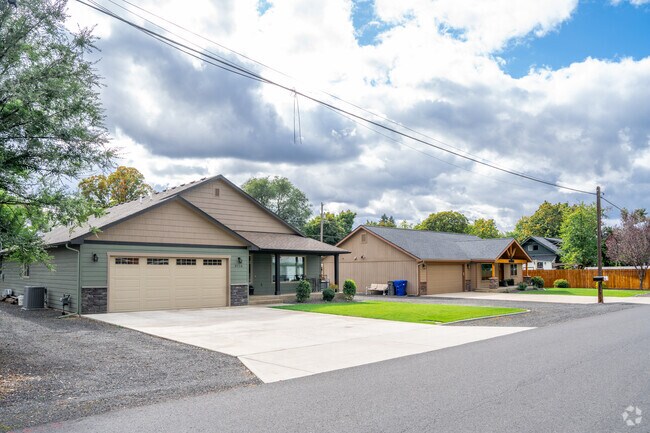 New construction homes are starting to become a more popular option in West Valley.