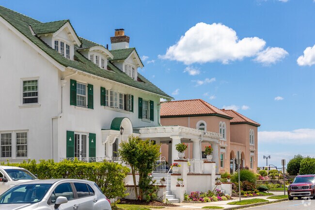 Each of the large homes in Lower Chelsea has it's own character, each one unique.