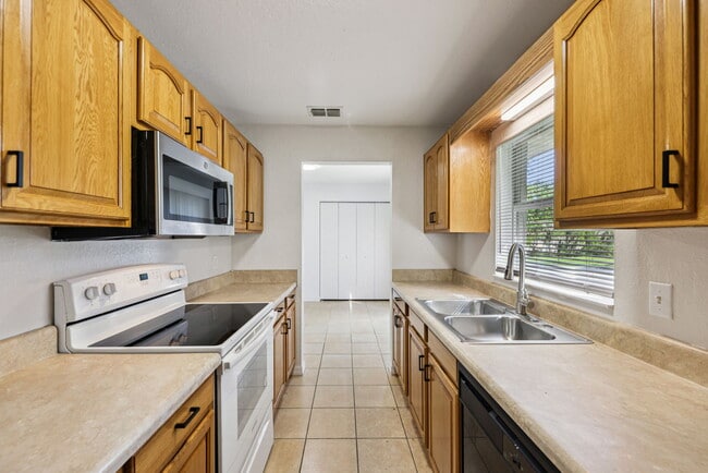 The Flats at Belleview, Belleview, FL 34420 - photo 4