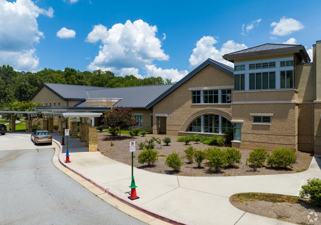 Wolf Creek Elementary is located at 4440 Derrick Rd SW, College Park, GA 30349.