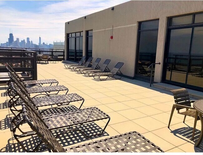 2650 N Lakeview Ave unit 3106, Chicago, IL 60614 - photo 5