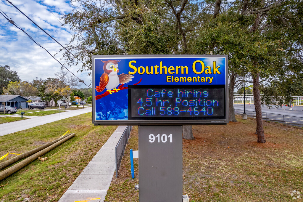Southern Oak elementary school serves the Largo, FL area.