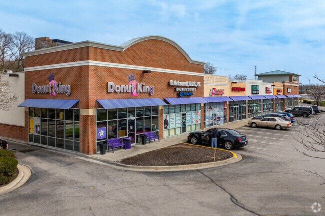 Chouteau Estates is home to the locally owned Donut King.
