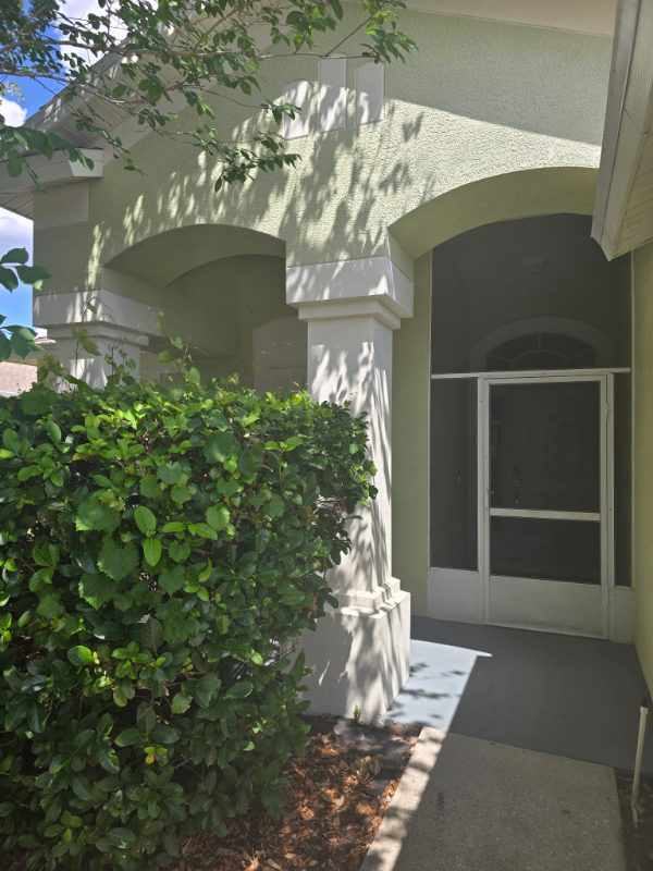 12410 Midpointe Dr, Riverview, FL 33578