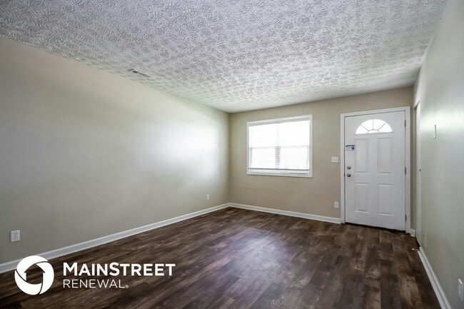 2495 Willow View Ct, Grove City, OH 43123 - photo 4