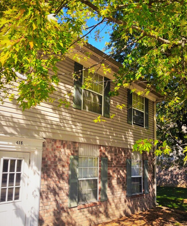 644 Lakeside Dr, Plainfield, IN 46168