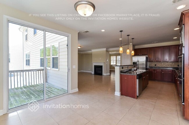 1243 Sparkling Cove Dr, Buford, GA 30518 - photo 6