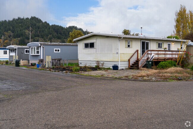 Manufactured homes are among the most affordable options in Reedsport.