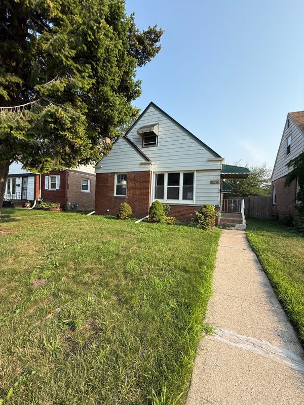 27 164th Place, Calumet City, IL 60409 - photo 1