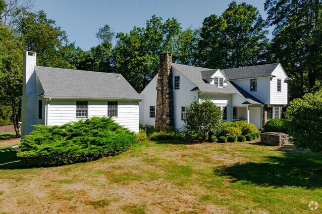 New Traditional homes sit on private lots in Redding.