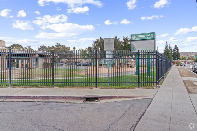 Main entrance of Edenvale Elementary School in San Jose, California
