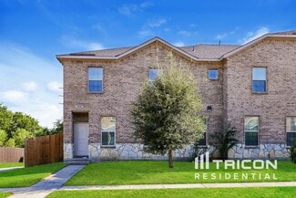1990 Timber Oaks Dr, Garland, TX 75040