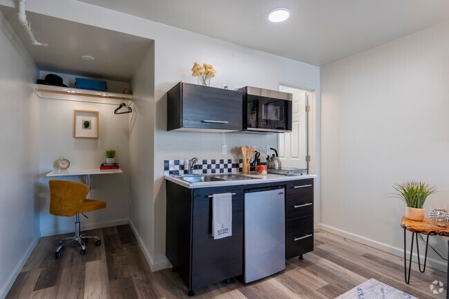 907 Flats, Carson City, NV 89701 - photo 7