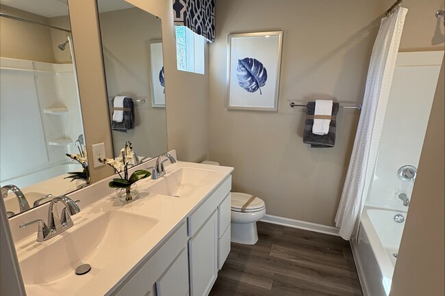 359 Rockridge Dr, Amherst, OH 44001 - photo 4