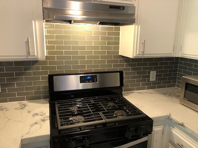 11244 Morrison Ave unit 3- 2nd floor, Valley Village, CA 91601 - photo 6