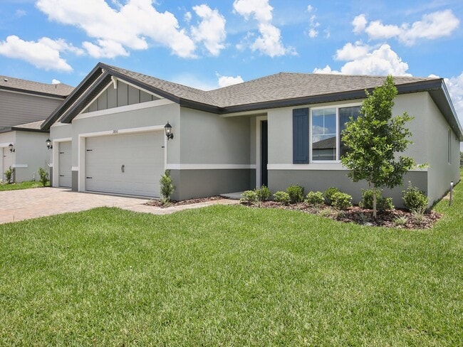 1806 Draughton Dr, Zephyrhills, FL 33541 - photo 3