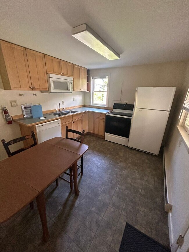 120-126-126 N Willard St Unit 122 North Willard, Burlington, VT 05401