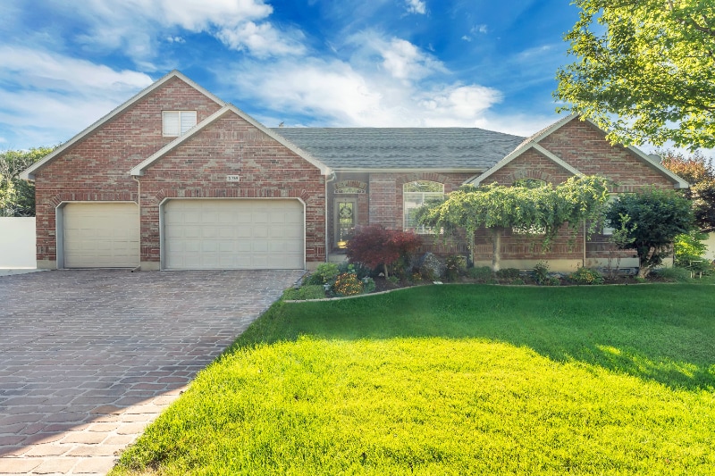 10369 S 2840 W, South Jordan, UT 84095 - photo 1