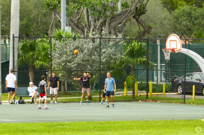 Morningside Park offers waterfront recreation near Upper East Side North.