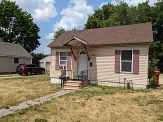 903 12th Ave NE, Austin, MN 55912