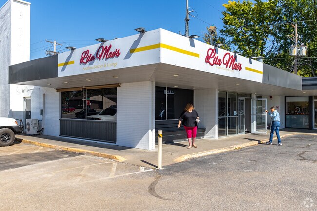 Lila Mae’s Southern Kitchen is a well-known family-friendly spot located near Irvingdale.