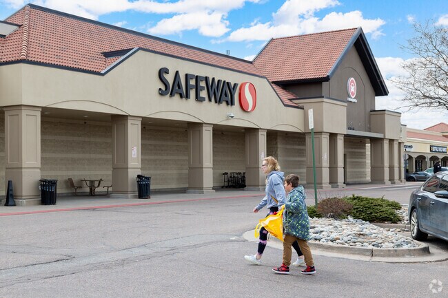 Pickup your groceries at Safeway, it's near the Downtown Fountain neighborhood.
