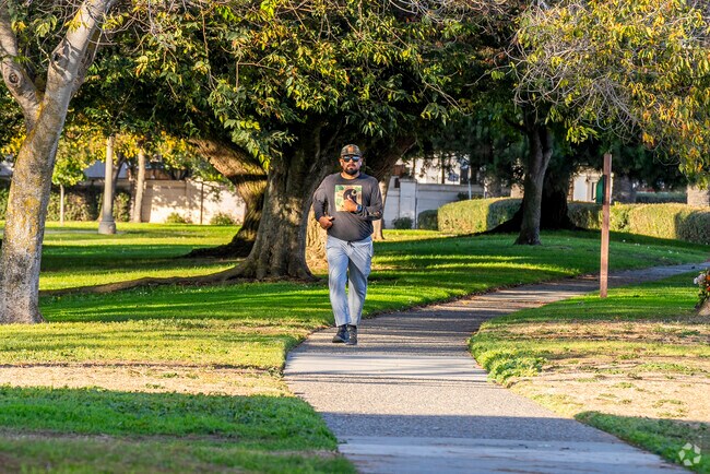 El Dorado Park is a great place to exercise and enjoy the green grass.