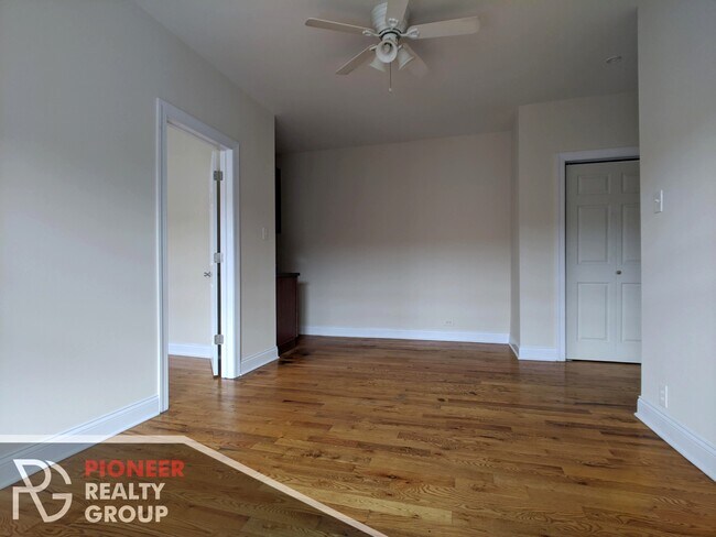 953 W Cornelia Ave unit 957-1B, Chicago, IL 60657 - photo 3