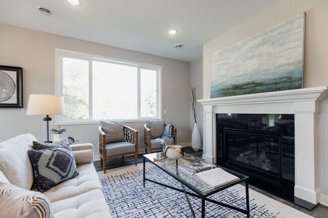 2109 Westpointe Dr, Hastings, MN 55033 - photo 4