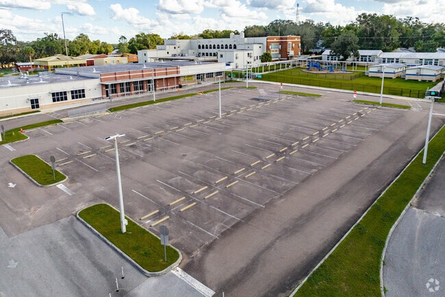 Rodney Cox Elementary has a large size parking lot for teachers and visitors.