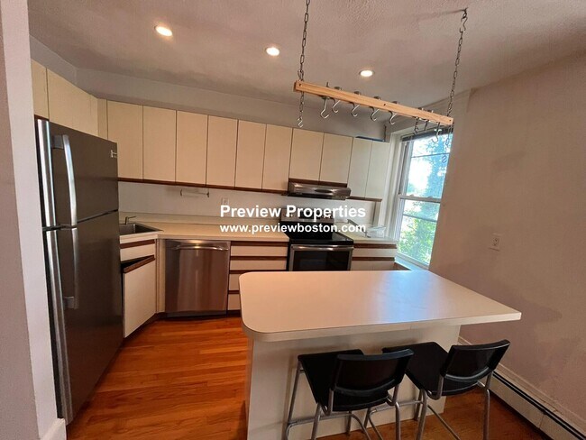 19 South St unit 2, Brighton, MA 02135 - photo 5