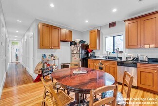 178 Saint Alphonsus St Unit 1, Boston, MA 02120