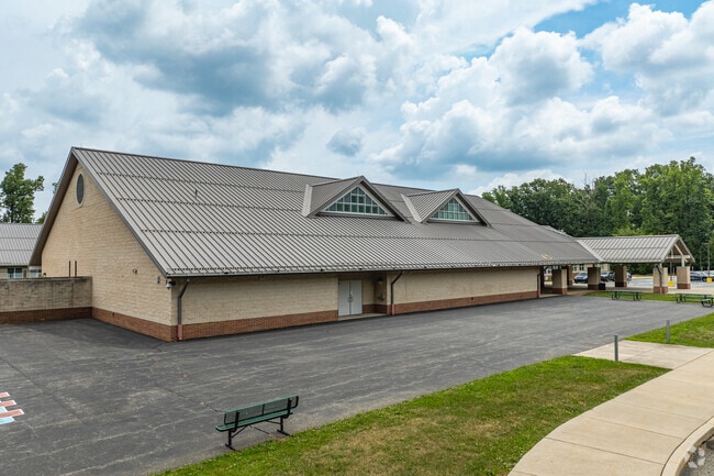West Vincent Elementary School boasts a 13 to 1 student-teacher ratio.