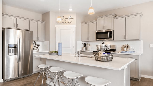 13948 Garnet Dr, Longmont, CO 80504 - photo 2