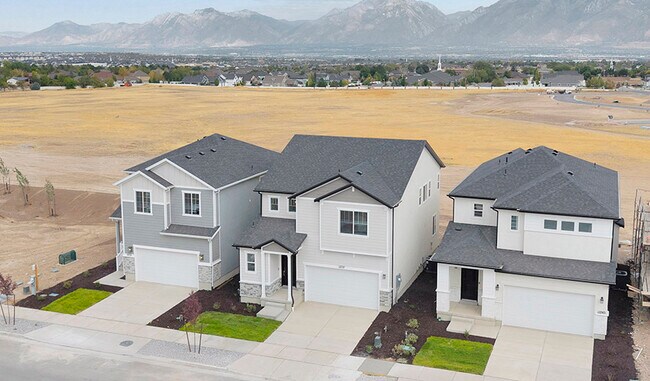 12737 S Glacier Trail Ln, Herriman, UT 84096 - photo 6