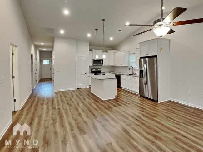 1605 N Weldon St, Gastonia, NC 28052 - photo 3