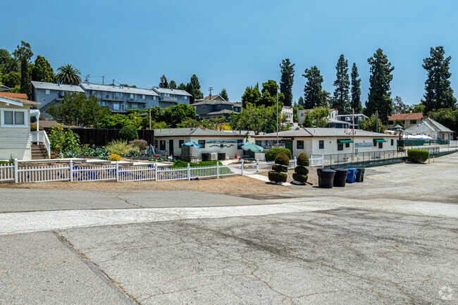 The front entrance to The Broadoaks School in Whittier.