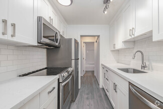 3421 14th Ave W, Seattle, WA 98119