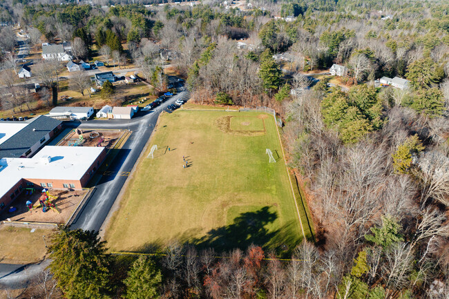 Ellis School provides a well-rounded education and promotes academic excellence.