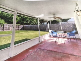 2140 Redleaf Dr, Brandon, FL 33510