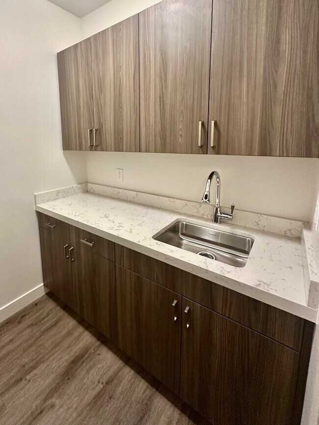 2309 K St unit 201, Sacramento, CA 95816 - photo 4