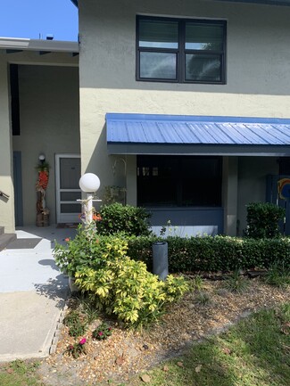 1411 NE 14th Ct Unit Beacon 21, Jensen Beach, FL 34957