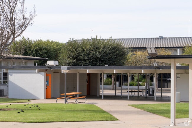 Gonzales High School has a lot of classes to prepare them for college.