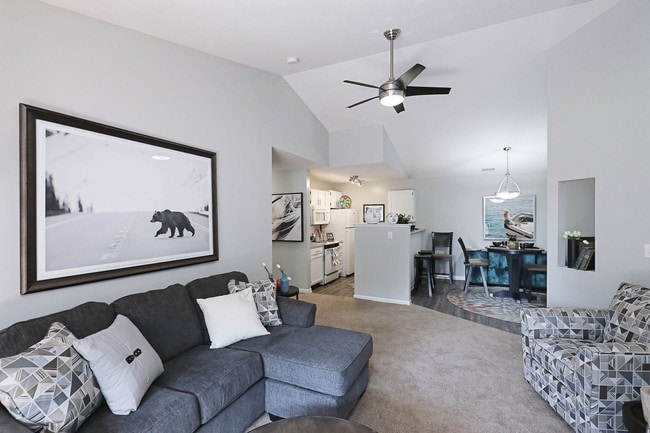 Compass Pointe Apartments, Valparaiso, IN 46383 - photo 4