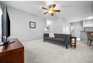 949 Seven Oaks Blvd, Smyrna, TN 37167