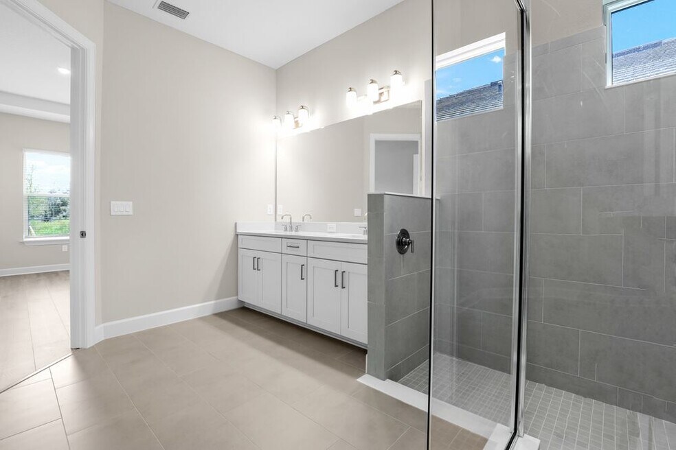 8100 Moonbeam Ave, Sarasota, FL 34241 - photo 1