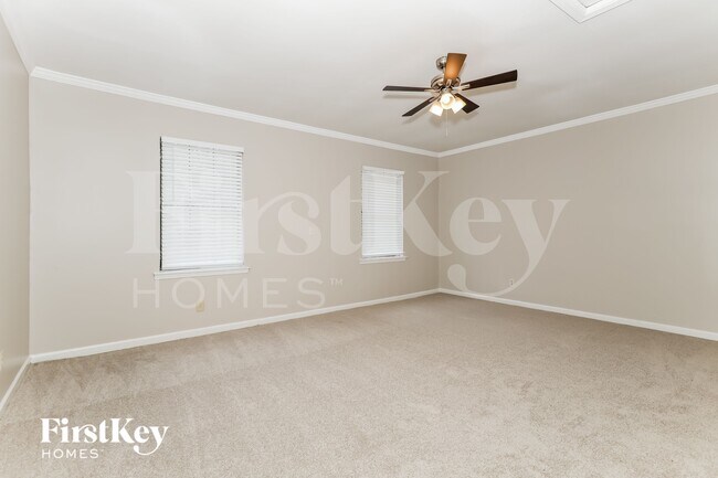 1745 Tree Line Rd, Lithonia, GA 30058 - photo 7