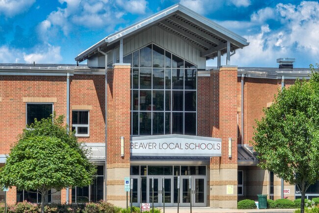 Beaver Local High School has a student-teacher ratio of 18 to 1.